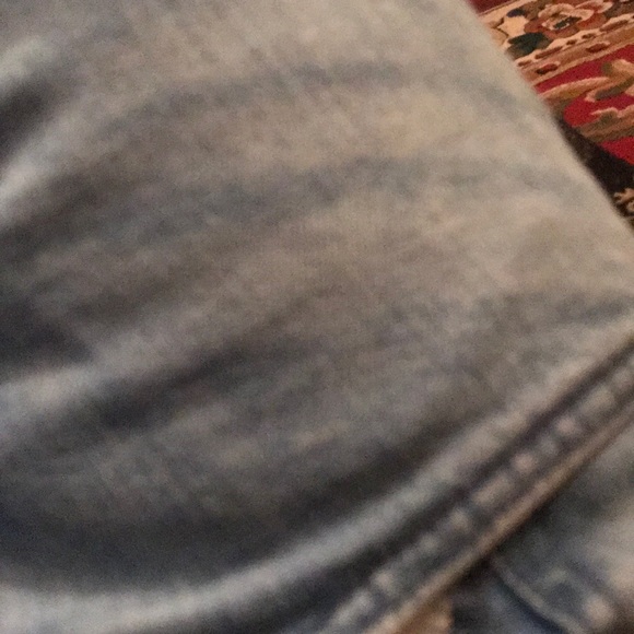 Profile Picture of Nooh Alshami (@noohal) on Poshmark