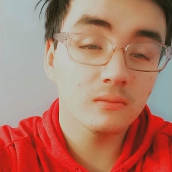 Profile Picture of Devin Savoy (@d_savoy) on Poshmark