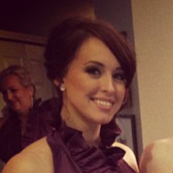 Lindsay Banion - Poshmark Profile Picture of Lindsay Banion (@lbanion) on Poshmark