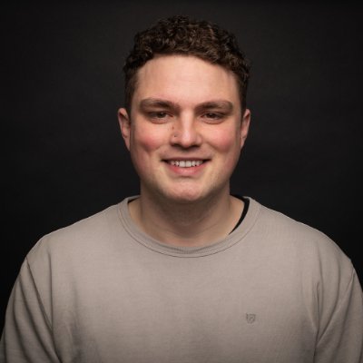 Profile Picture of Taylor Fraser (@taylorslaps) on Twitter