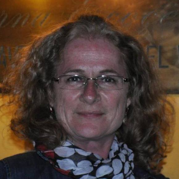 Profile Picture of Josee Bernier (@joseejbernier) on Poshmark