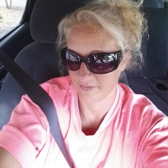 Profile Photo of Melissa Mcginnis (@melissap1970200) on Poshmark