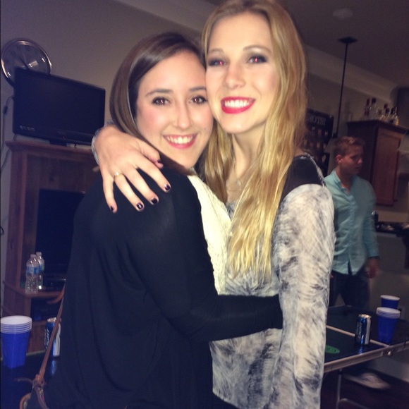 Kimberly Cutrera - Poshmark Profile Picture of Kimberly Cutrera (@kimmycutrera) on Poshmark