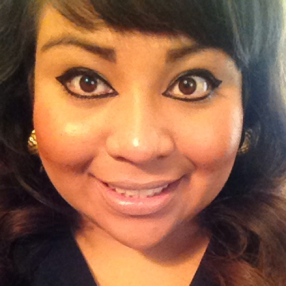 Profile Picture of Nancy Vargas (@nvargas) on Poshmark