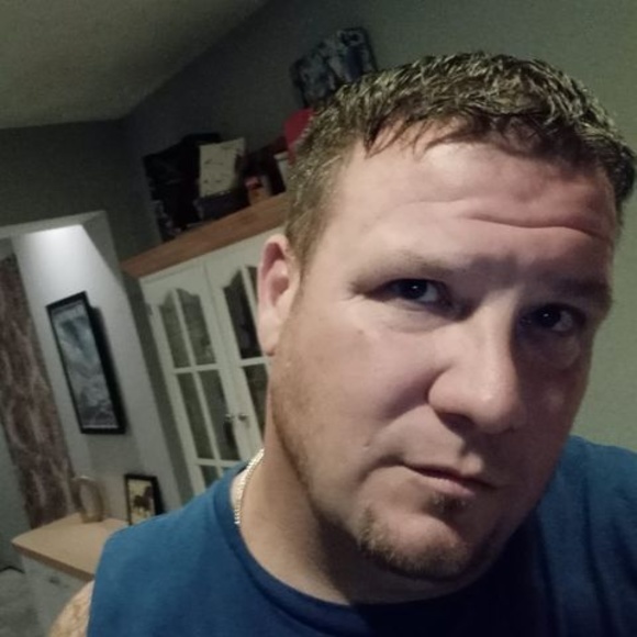Profile Picture of Ray ray Sylvester (@raysylvester13) on Poshmark