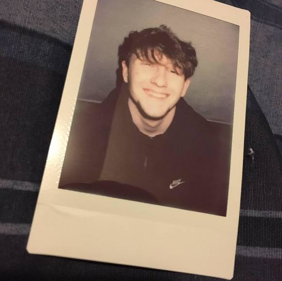 Profile Picture of Aaron Kerney (@aaronkerney) on Poshmark