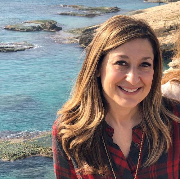 Profile Picture of Christina Panossian (@chriskp71) on Poshmark