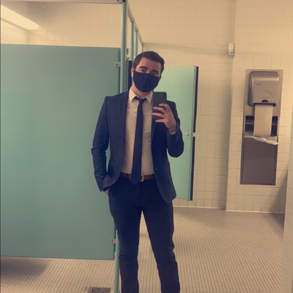 Profile Picture of Michael Griego (@michaelgriego46) on Poshmark