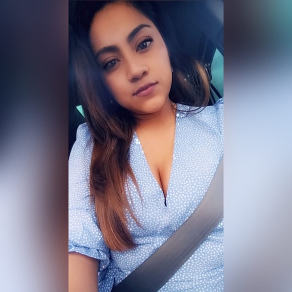 Profile Picture of Clurenis Martinez (@clurenism) on Poshmark