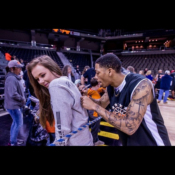 Profile Picture of Patrick Moultrie (@yellapat) on Poshmark