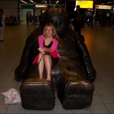 Profile Photo of Laura McPhail (@Laura02031988) on Twitter