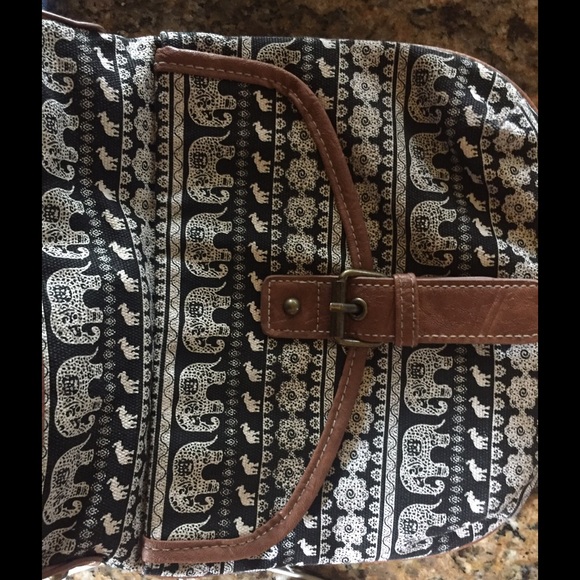 Profile Picture of Mackenzie Jesse (@mackenzieksell) on Poshmark