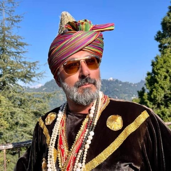 Profile Picture of Jude Bergkamp (@judebergkamp) on Poshmark