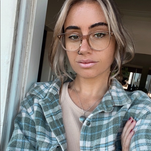 Profile Picture of Madison Senior (@madison_senior) on Poshmark