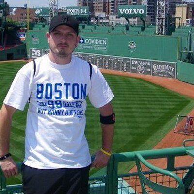 Profile Picture of Tommy Bernard (@Hardkore_irish) on Twitter