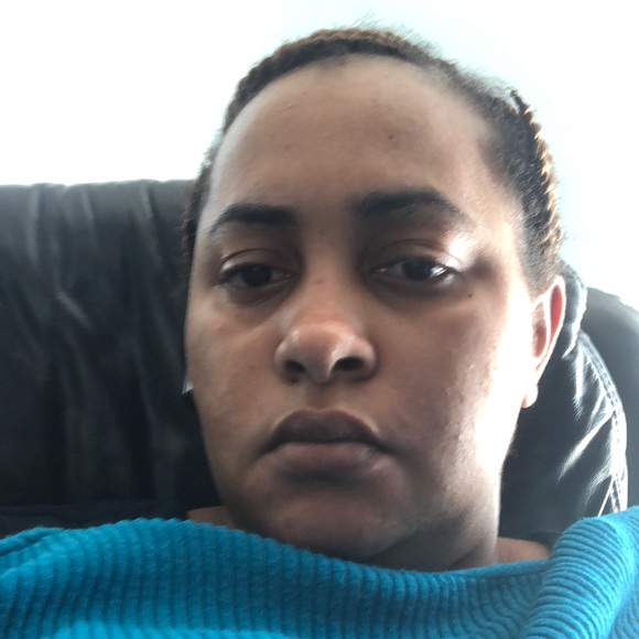 Profile Picture of Maimouna Diallo (@maidoums) on Poshmark