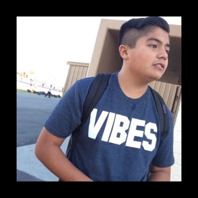 Profile Picture of Andrew Duron (@49nerlover22) on Twitter