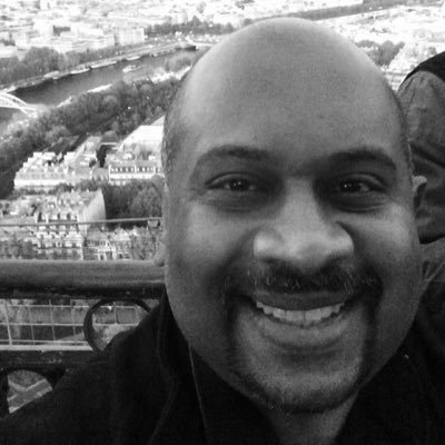 Profile Picture of Dan De Silva (@dandesilva) on Twitter