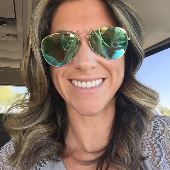 Profile Picture of Rachael Tuschl (@spikeruw) on Poshmark