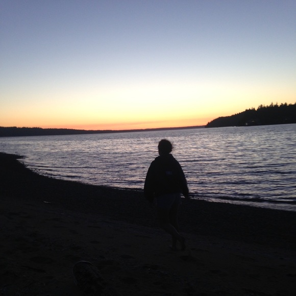 Profile Picture of Tori Stevens (@tori1221) on Poshmark