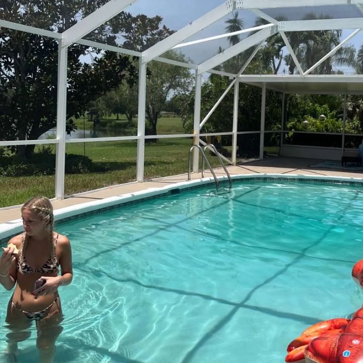 Vivian Ashley - Tiktok Profile Picture of Vivian Ashley (@@vivian.ash) on Tiktok