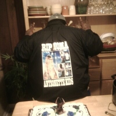 Profile Picture of Comedian Fatt Mike (@FatttMike) on Twitter