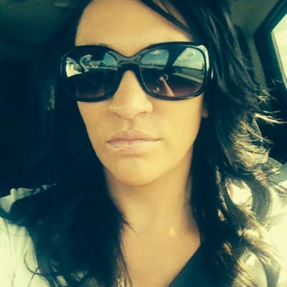 Profile Picture of Krystal Wingfield (@kwing05) on Poshmark