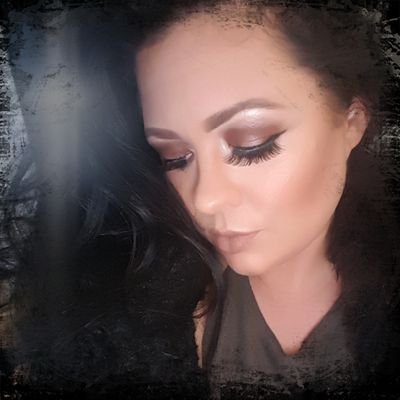 Profile Picture of Zoe Mclaughlin (@zoemaria86) on Twitter