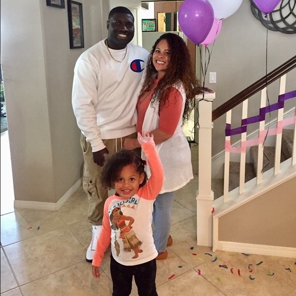 Profile Picture of Chanda Gray (@heychanda) on Poshmark