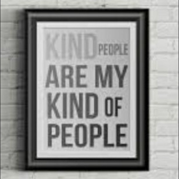 Profile Picture of Marilyn Rostan (@marilynyr) on Poshmark