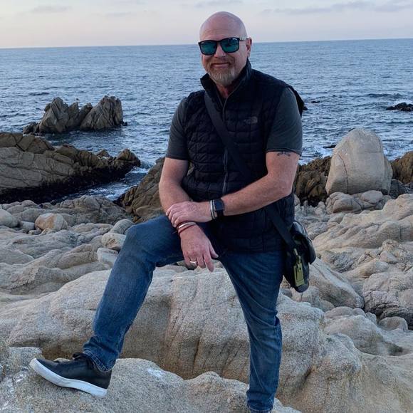 Profile Picture of Mark Beutel (@markbeutel) on Poshmark