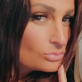 Profile Picture of Danielle (Schlicker) Roberts (@justme1121) on Pinterest