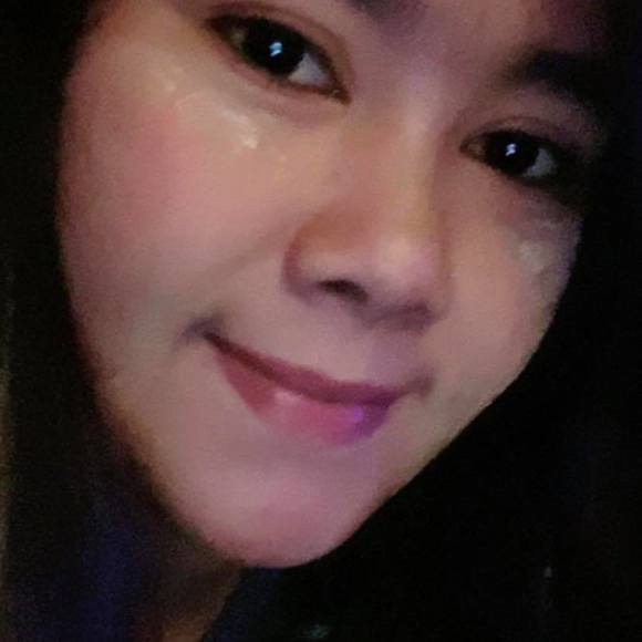 Profile Picture of Cho Oo (@cholay2958) on Poshmark