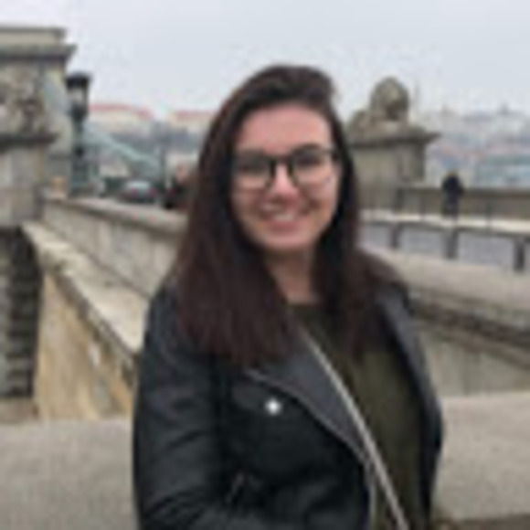 Profile Picture of Peyton Taylor (@peytontaylor590) on Poshmark