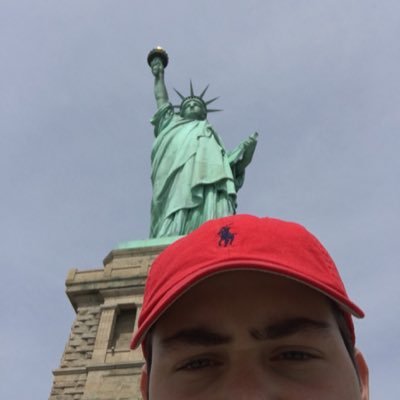 Profile Picture of Chi-Raq Showers (@MaxGoldman21) on Twitter