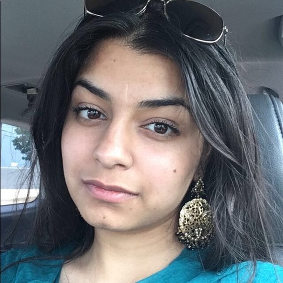 Profile Picture of Dilpreet Cheema (@dilcheema) on Poshmark