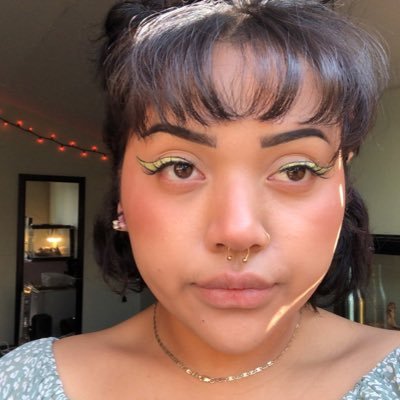 Profile Picture of Emily Sanchez (@oxxyymoronn) on Twitter