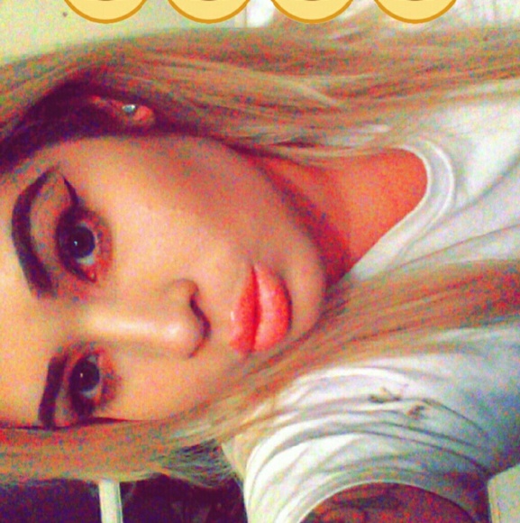 Profile Picture of Grecia Blanquel (@graceilove94) on Poshmark