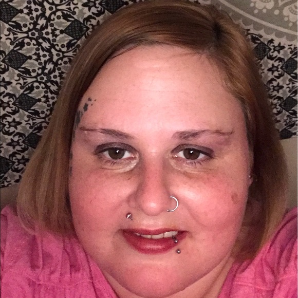 Profile Picture of Rebecca Mermelstein (@preciousrsm) on Poshmark