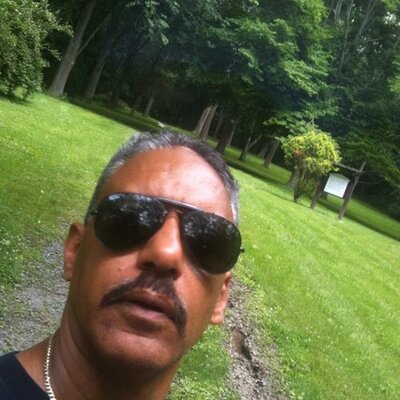 Profile Picture of Reginald Huffman (@Huff33Huffman) on Twitter