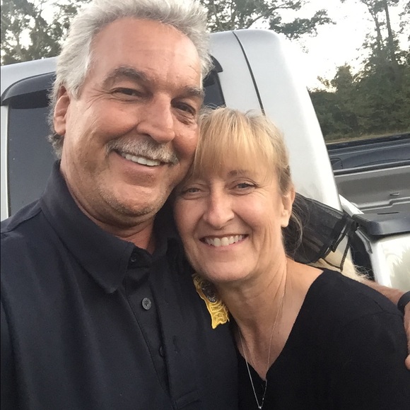 Profile Picture of Cindy Mccartney (@cindymccartney) on Poshmark