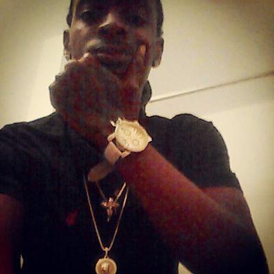 Profile Picture of Eddie Singleton (@Loonie_Tune90) on Twitter