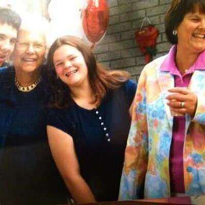 Profile Picture of SUSAN Koch (@sueekoch53) on Twitter