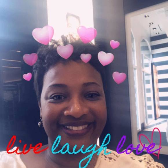 Profile Picture of Kim Brumfield (@kimbrumfield) on Poshmark