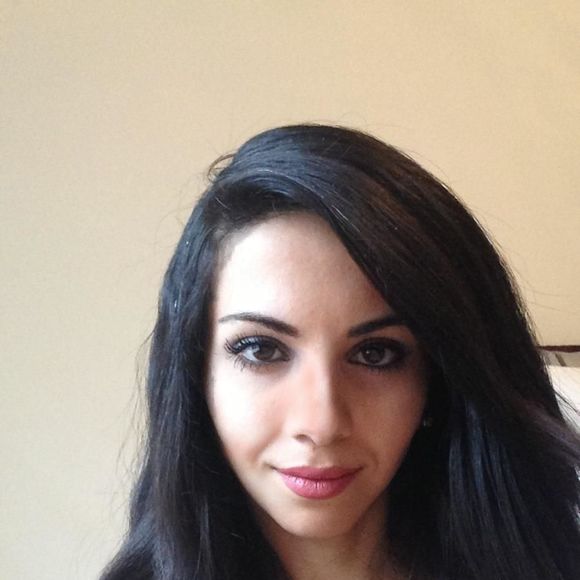Profile Picture of Behafarin Arbasi (@behafarin) on Poshmark