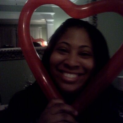 Profile Picture of Tracie Robinson (@Loving14real) on Twitter