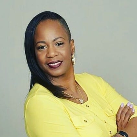 Profile Picture of Shenae Johnson-allen (@njohnsonallen) on Poshmark