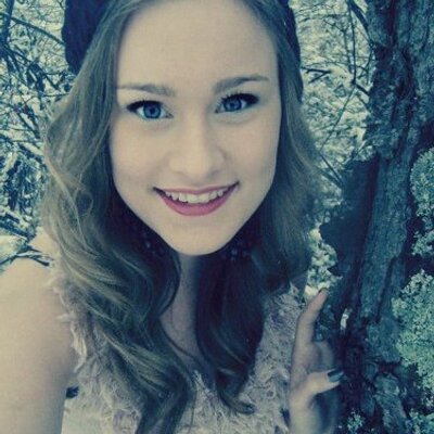 Profile Picture of Abby McDermott (@AbbyMcDermott9) on Twitter