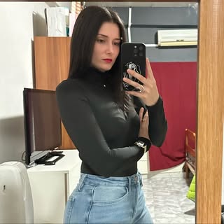 Profile Picture of Ana Camacho (@ana_camacho) on Instagram