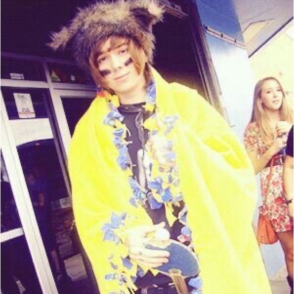 Profile Picture of Pamela Gonzalez (@riddlerbot) on Poshmark